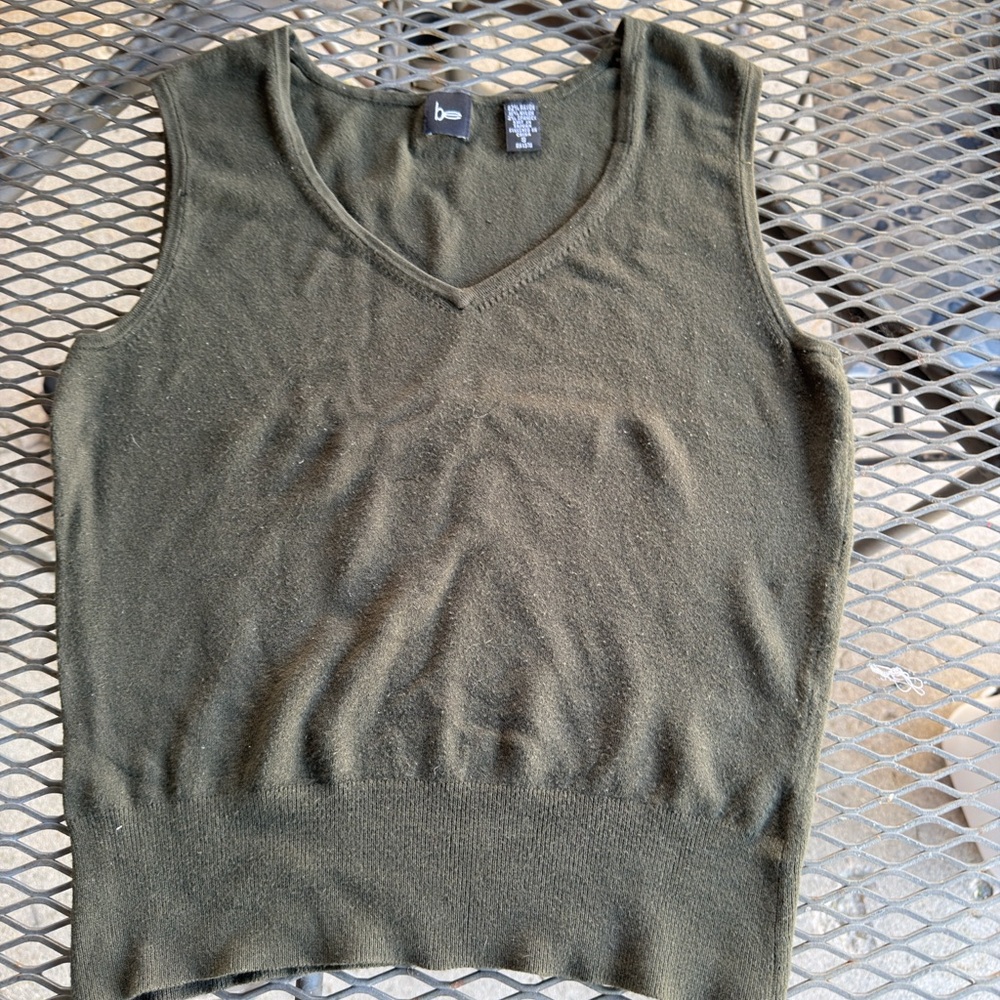 Olive Green Sleeveless Knit Top